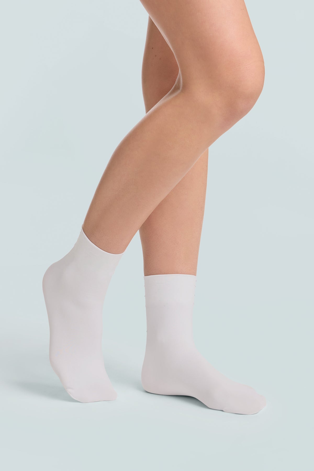 Commando Ultimate Opaque Ankle Socks