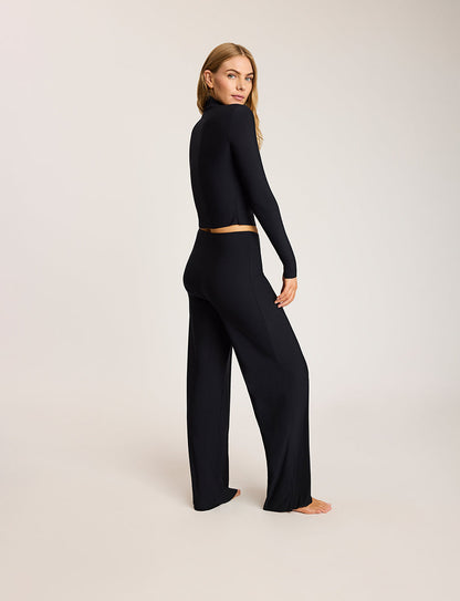 Commando Butter Long Sleeve Cropped Turtleneck